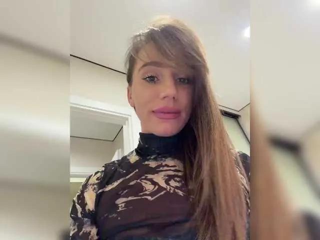 Explore sweet performer ParisSaintGermain ParisSaintGermain from BongaCams
