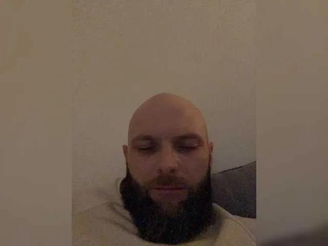 Cute RAWandREALaf wants you to fuck their body now RAWandREALaf from BongaCams