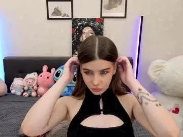 Watch Chaturbate's Jenie_fire jenie_fire from Chaturbate
