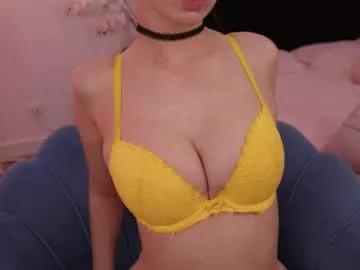Explore slutty slut Lilly_colins lilly_colins from Chaturbate