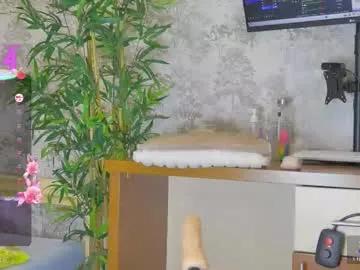 Try Yourburnwish, she wants to masturbate for you yourburnwish from Chaturbate