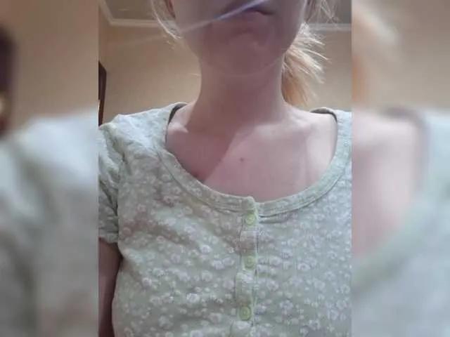 Watch 18 years old Belosneshkaaaaaa from BongaCams Belosneshkaaaaaa from BongaCams