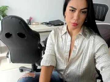 Sweet Emillybrowm wants you to fuck their body now emillybrowm from Chaturbate
