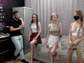 Discover 21 years old renae_tom from Chaturbate renae_tom from Chaturbate